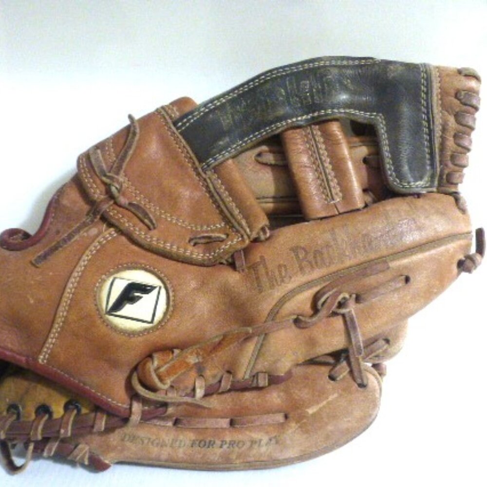 PRO PLAY Vintage Franklin THE BACKHANDER Baseball Glove # 4199-1 Action Hinge